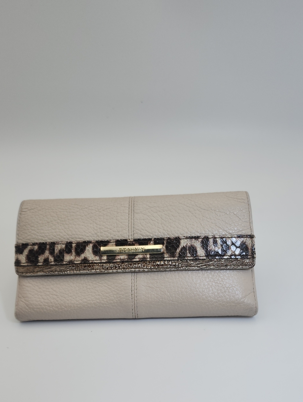 Brahmin Cordelia Wallet IVORY IGUANA GARCES Pebble Texture W/Boarder Accents